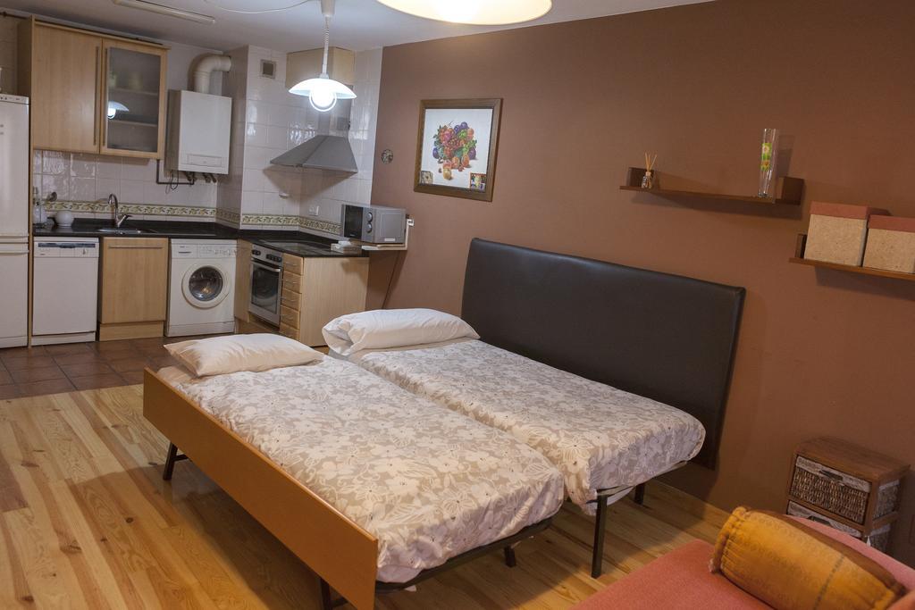 Ganbara Apartment Puente La Reina Luaran gambar